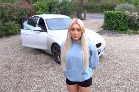 Elle Brooke Car Onlyfans