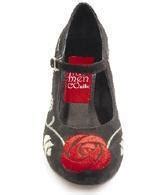 Elle flamenko ayakkabıları