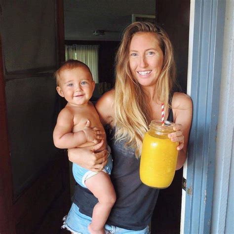 Ellen fisher. sharing my love of healthy plant food, gentle parenting, and our simple island life 