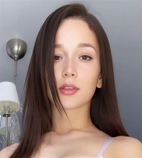 Ellie N Onlyfans Leak