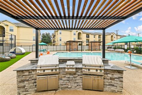 Jan. 5, 2022 Birchstone Residential Begins Managing Elliot Windsprint and Halston Park Central COPPELL, Texas – Birchstone Residential, the in-house property management company for Ashcroft Capital, has assumed management of Elliot Windsprint (formerly Windsprint Apartments) in Arlington, Texas, and Halston Park Central (formerly …. 