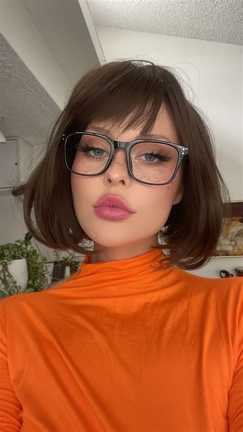 Elly Clutch Kitchen Onlyfans Leak