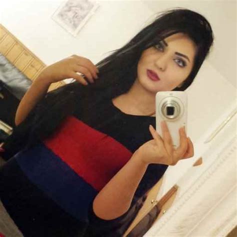 Elmadağ Escort Azra Tivtır