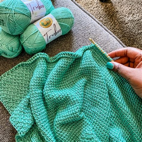 Elmore Blanket, a free Tunisian crochet baby blanket pattern