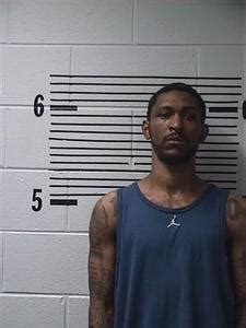 60521. Booking Date: 09-01-2023 - 5:10 pm. Charges: Possession of Controlled Substance with Intent to Distribute. Possession of Controlled Substance. Possession of Drug Paraphernalia. Bond: $32000.. 