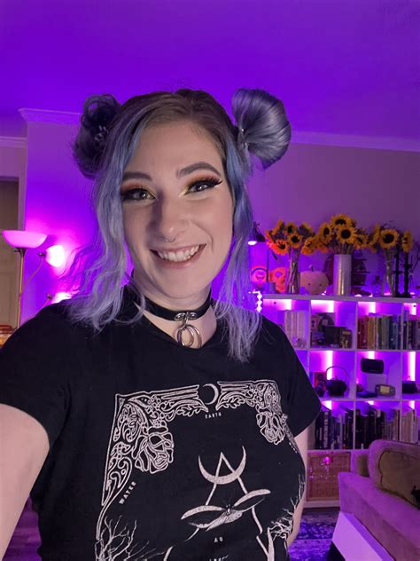 Elmwitchh Onlyfans Leaked [SEX VIDEO] 😈