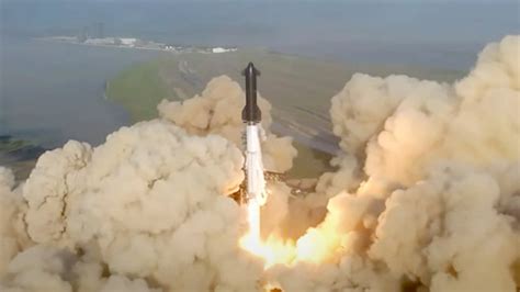 Elon Musk’s Starship rocket blows up minutes after launch