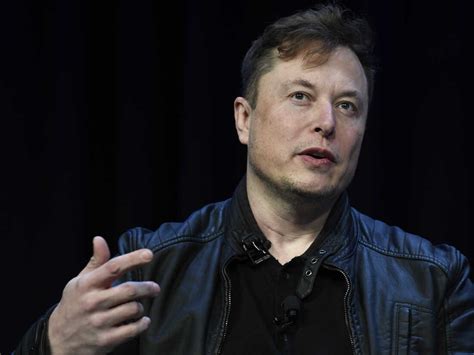 Elon Musk apologizes after mocking laid-off Twitter employee with disability