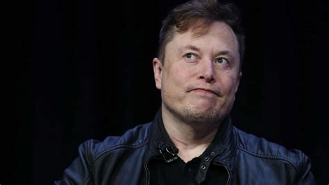 Elon Musk y otros líderes tecnológicos piden una pausa en la carrera de la Inteligencia Artificial por considerar que está “fuera de control”