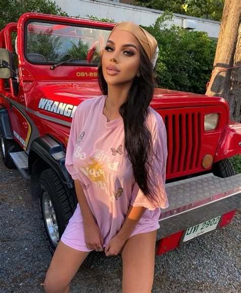 Profile picture of Elyssa Schimmel