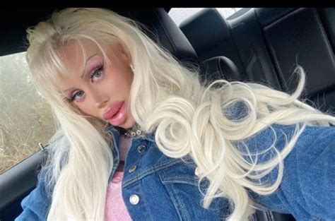 Em0_Bimbo Onlyfans Leak [CLIP] 🔥 38 Videos