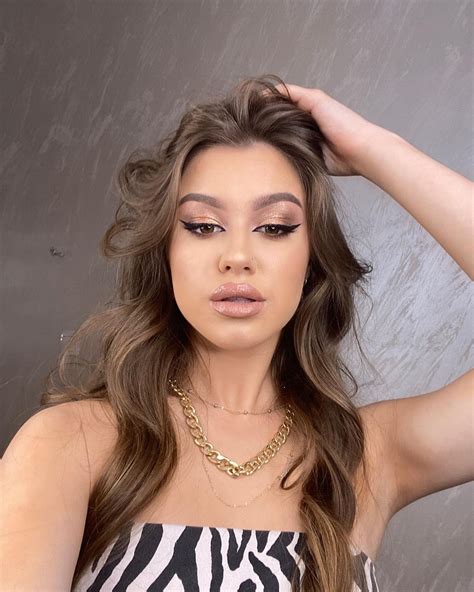 Emaradujko Leaked [CLIP] 🍑 57 Photos