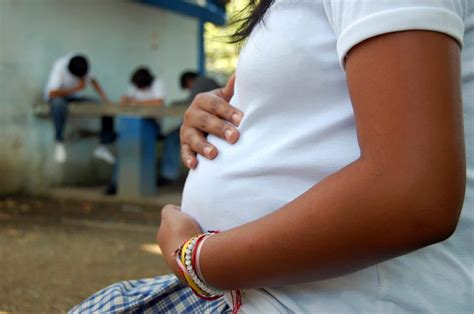 Embarazo y maternidad adolescentes en costa rica. - Apologia biology module 14 study guide answers.