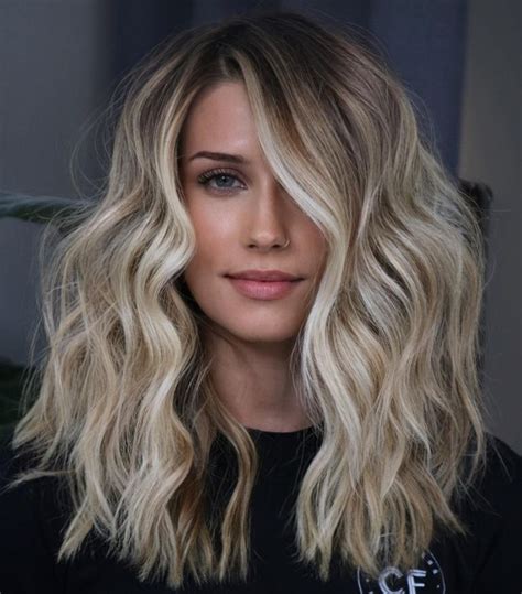 Embrace the Natural Look with Brown Roots Blonde Hair Wigs