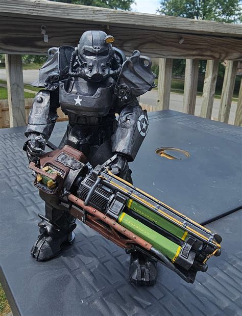 Embrace the Wasteland: Fallout Power Armor Cosplay for the Discerning Collector