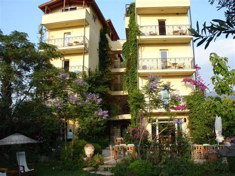 Emel Pension Etstur.