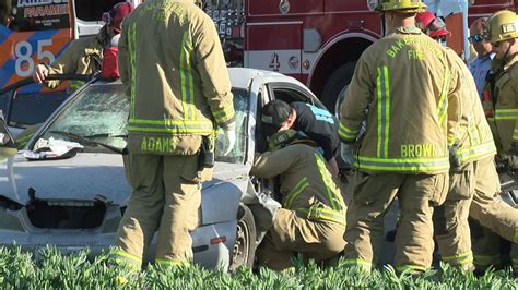 Emergency crews called to crash at 24th and Q streets in Bakersfield ...