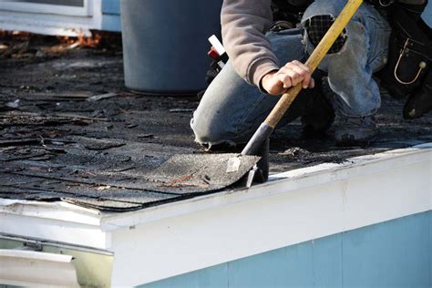 Emergency roof leak repair. What are the best architectural shingles made from? If you’re doing repair work on your home’s roof, it’s important to consider which materials might be best for your climate and b... 