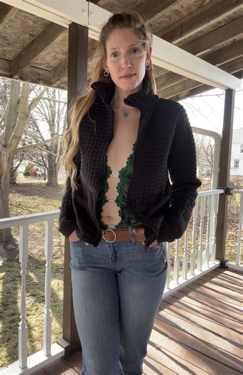 Emersonbloom22 Leaked XXX 🍑 224 Videos