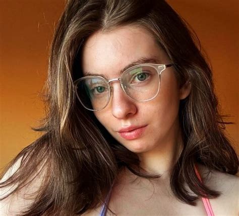 Emiillyyemikaa Onlyfans Leak