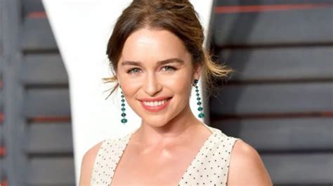 Emilia clarke deepfakes. Description: This new Emilia Clarke Sex Fake is one for the ages. You get to watch the famous Game of Thrones Daenerys as she takes a large cock in her mouth for all to see. And as she swallows the big meat deeper and deeper she stares directly at you, daring you to intervene. As far as naked Emilia Clarke videos go, there isn't much to say ... 