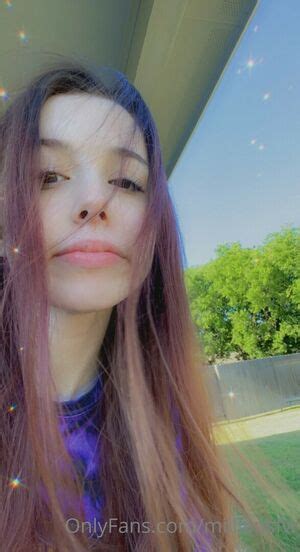 Emiliansfw Onlyfans Leak
