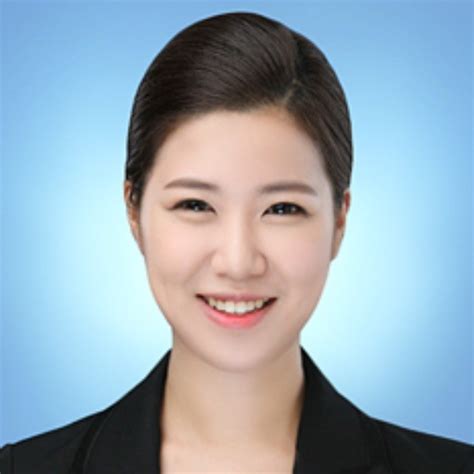 Emily  Linkedin Incheon