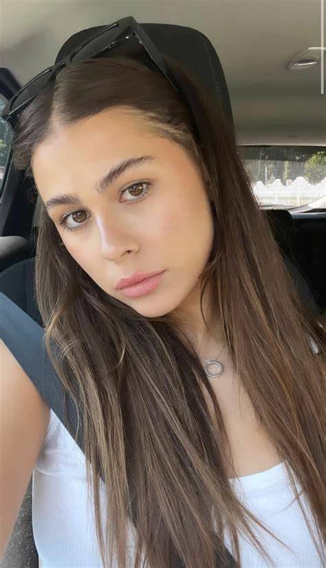 Emily Alexander Onlyfans Porn