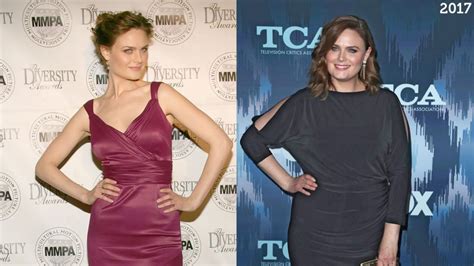 Emily deschanel is fat. She's hot full stop, weight gain or no. In season 10 and 11 she looked great, but by season 12 it did not look like post-pregnancy weight gain at all, probably some medication got her very bloated and round as she did not look comfortable.. after 2017 her later role in Animal Kingdom she was slim again. 