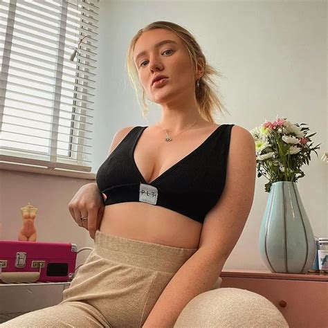 Emily.Flowers Nude Onlyfans Leak [CLIP] 😈 139 Videos