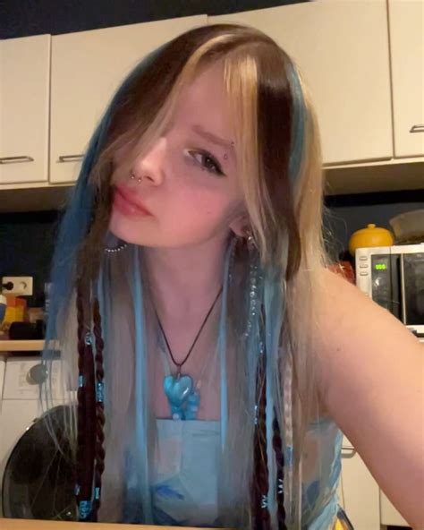 Emily_Bunny69 Onlyfans Leak +18 🔥