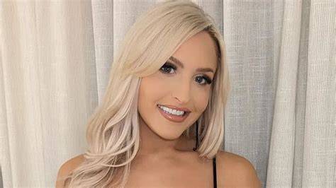 Emma Louise Jones Onlyfans