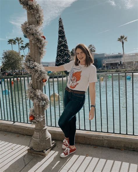 Emma Martin Instagram Liaoyang