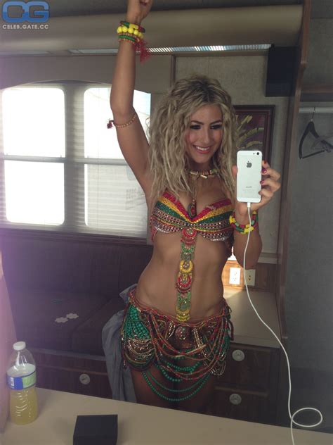 Emma slater nude.  D&eacute;couvrez les lits Emma : confort et design intempor...