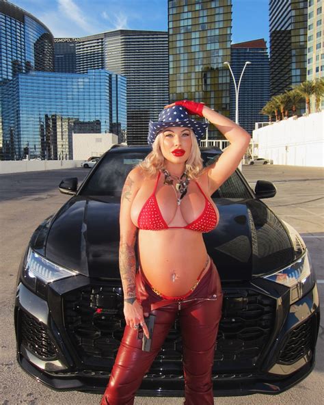 Emmalaerke Leaks XXX 🔥 202 Photos