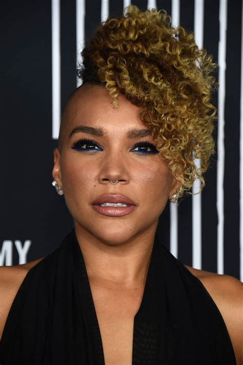 Emmy raver-lampman. Jul 07, 2022 06:00 AM EST. Emmy Raver-Lampman is one of the stars of Netflix ’s The Umbrella Academy which is currently streaming its third season. The actress plays Allison Hargreeves who, along with her adopted siblings, are superheroes trying to prevent the end of the world. Each sibling has a special superpower and Allison’s gift is the ... 