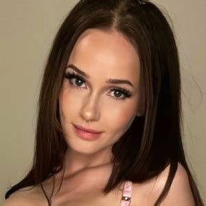 Emmyb290 Leaks XXX 🍌 140 Photos