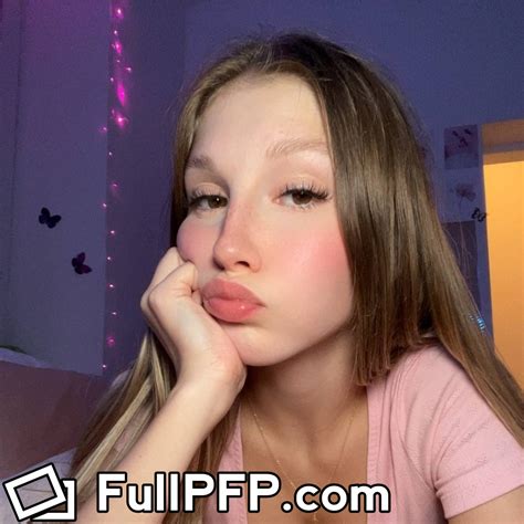 Emmyyburns Onlyfans Leak