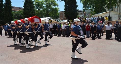 Emniyet Teşkilatını Yasa Boğan Veda: Fedai Can Dualarla.