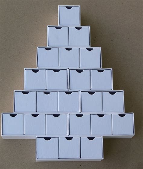 Empty Advent Calendars