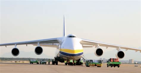 En büyük uçak kaç ton yakıt alır