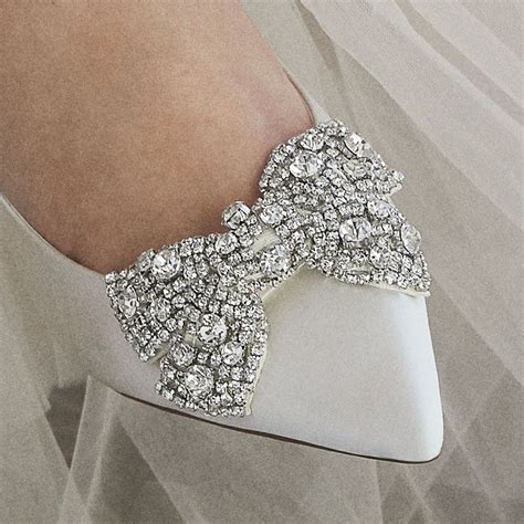 Enchant Your Walk Down the Aisle with Exquisite Wedding Shoes with Bows