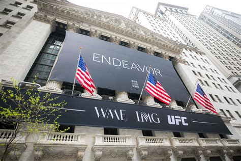 Endeaver stock. Morgan Stanley started coverage of Endeavor’s stock with an equal-weight rating and $30 price target. UBS also launched coverage with a neutral rating and set a share-price target of $33. 