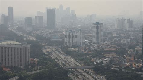 Endonezya’dan hava kirliliğini önlemek için yeni çözüm: Kamu personeli evden çalışacak