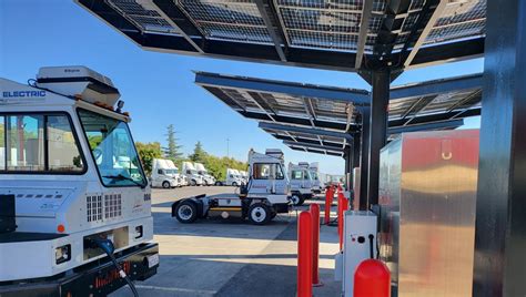 Energy renew costco.  Renewables &ldquo;are no longer an &lsquo;alternative&rsquo; energ...