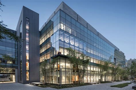 Energy-efficient design - Massachusetts Institute of Technology