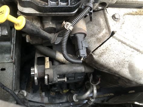 Engine oil pressure too low peugeot. - Volvo d7e la e3 service manual.