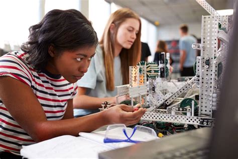 Engineering camps for high school students. Skip to programs for: High School Students • K-12 Educators • Undergraduate Students • Post-Baccalaureate • Graduate Students • Postdoc & Early Career • Faculty & Administrators • Research Centers • 