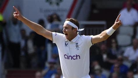 England leads Australia by 377 runs in 5th Ashes test as Broad announces retirement