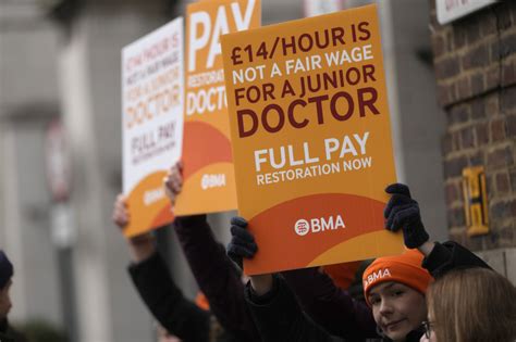 English doctors’ strike could be catastrophic, official says